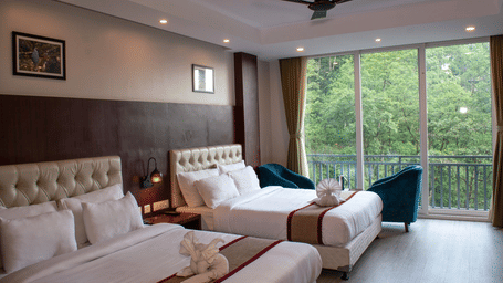 FAMILY ROOM  (2) (Large)