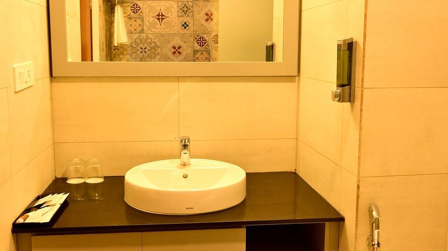 Well lit vanity setup - Clarks Inn Express, KRS Road, Mysore