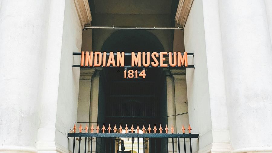 facade image of the Indian Museum in Kolkata with the signage reading Indian Museum