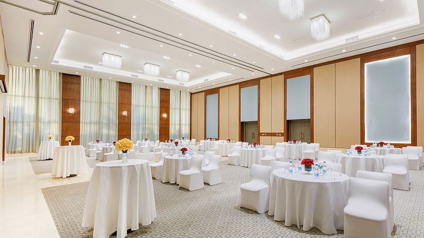 a banquet hall at Karma Lakelands set up for a reception.