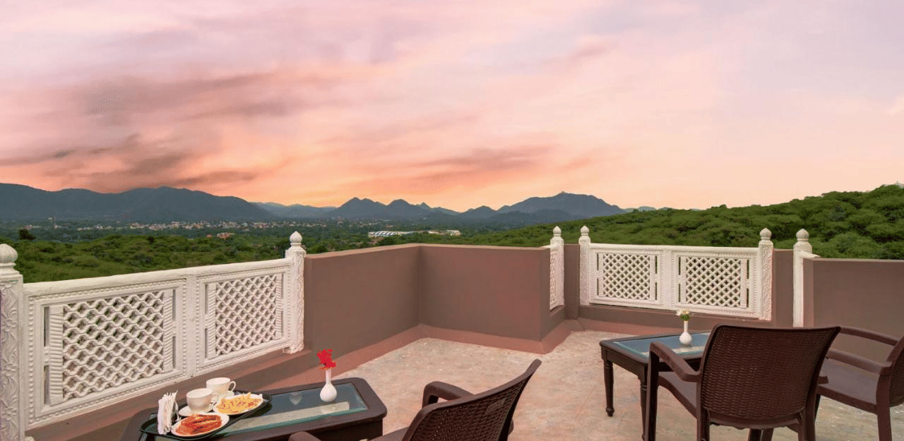 rooftop dining