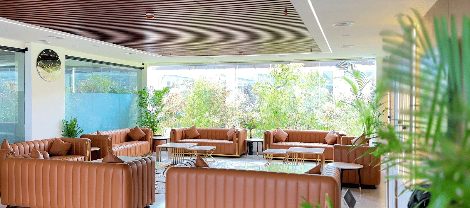 Lobby Sittings