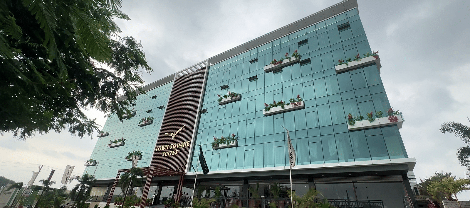 Town Square Suites
