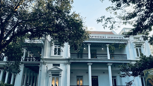 art gallery - a must visit place in Bangalore