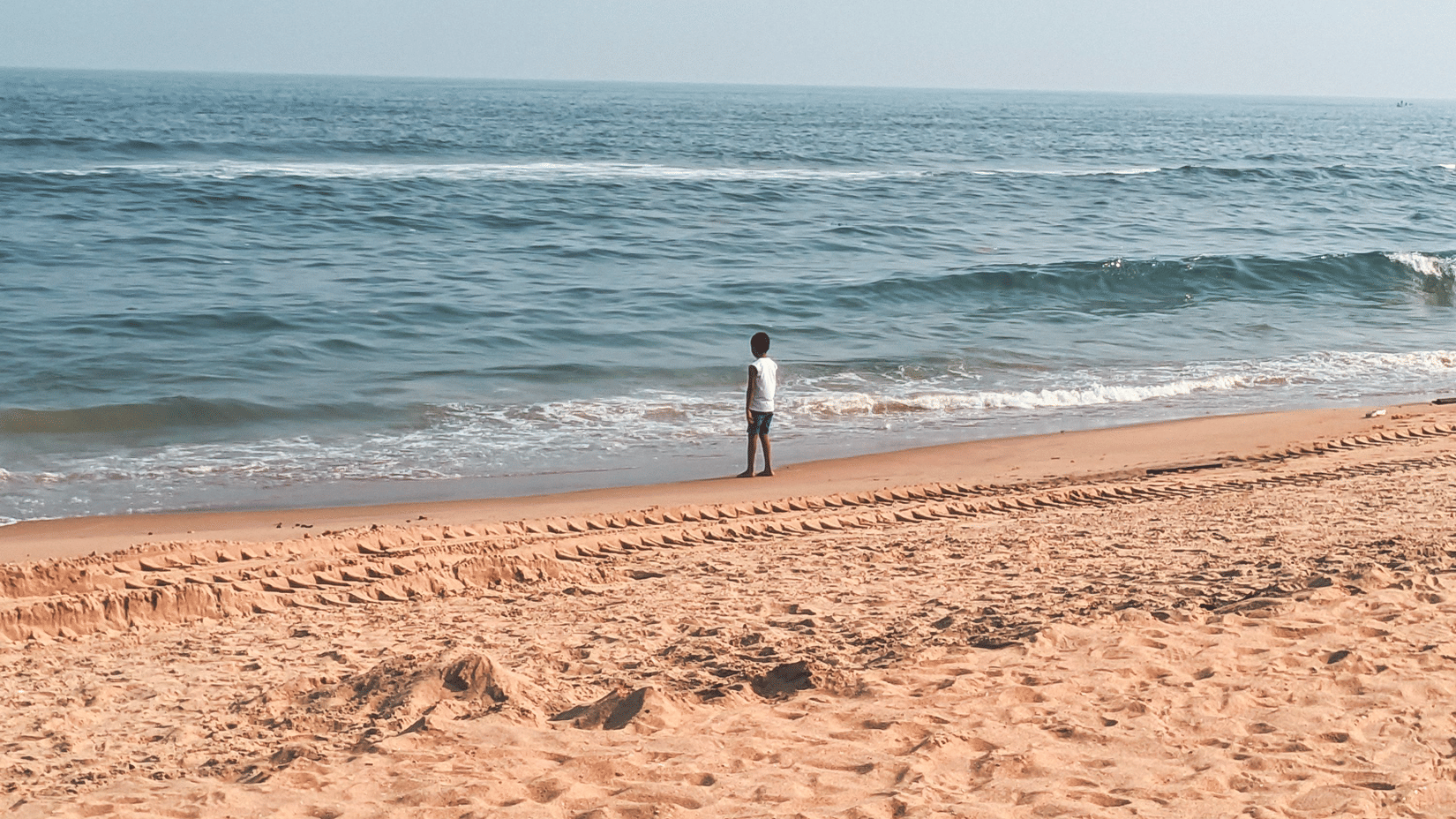 hotel near marina beach chennai