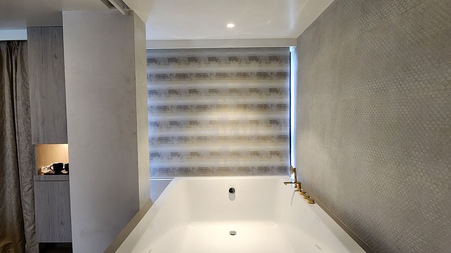 Double Seater Bathtub Rooms