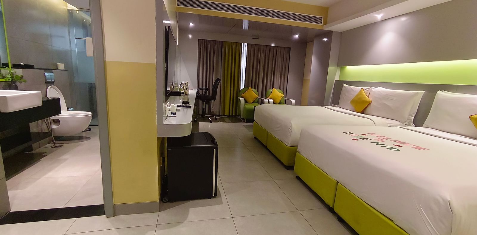 deluxe room 1