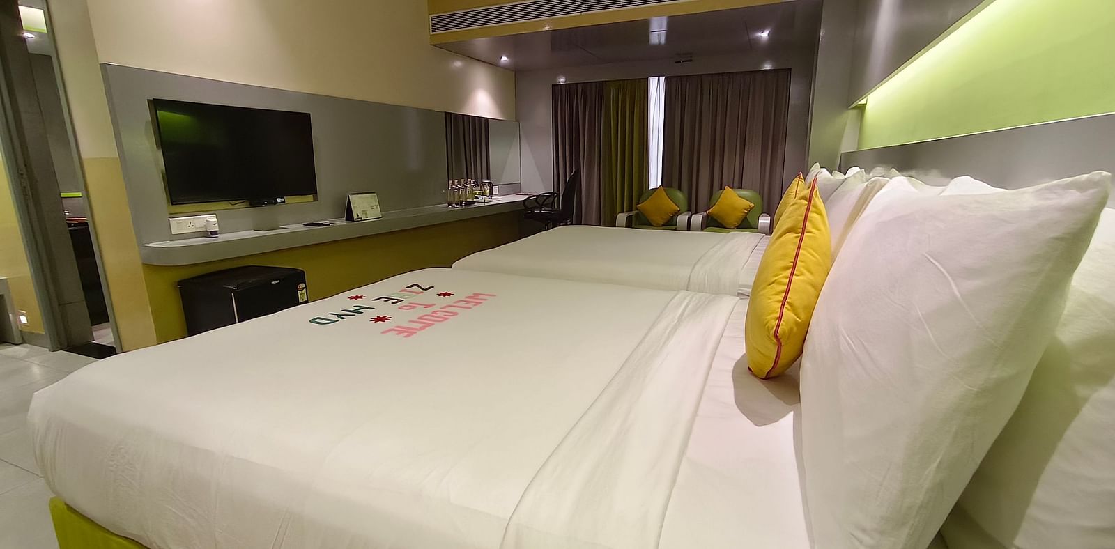 deluxe room 3