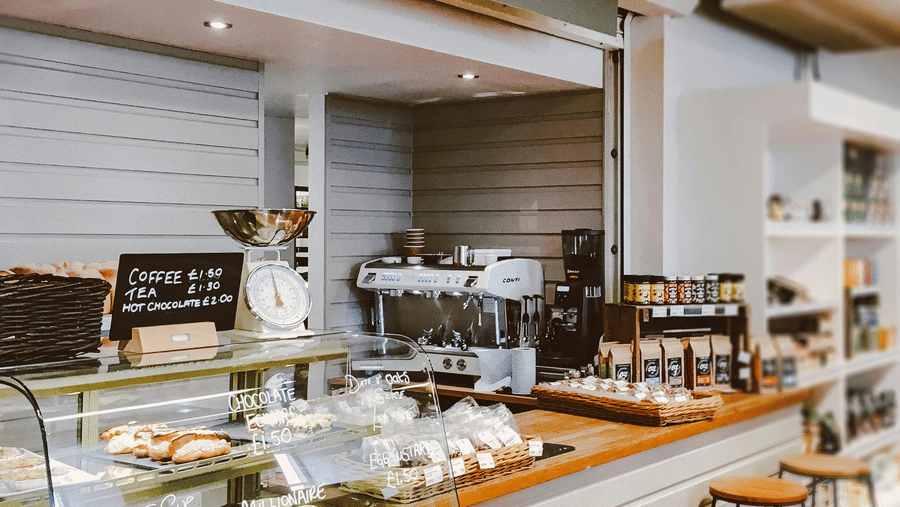 pexels-fotios-photos-1995010