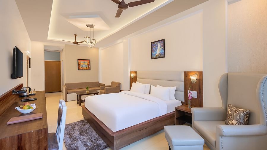 Junior Suite Room 2