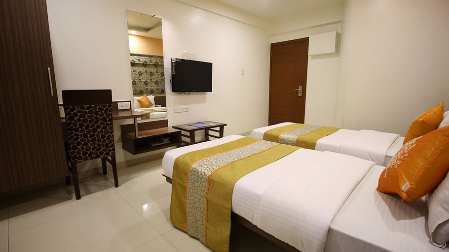 Executive Room Hotel Jyoti - Rajkot Gujrat 15