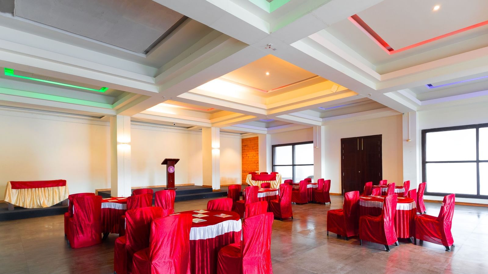 Banquet (9)