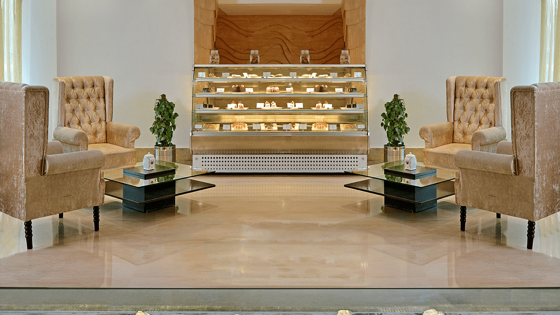 Restaurants in Mahipalpur, Taurus Sarovar Portico New Delhi, Restaurants near Delhi Airport