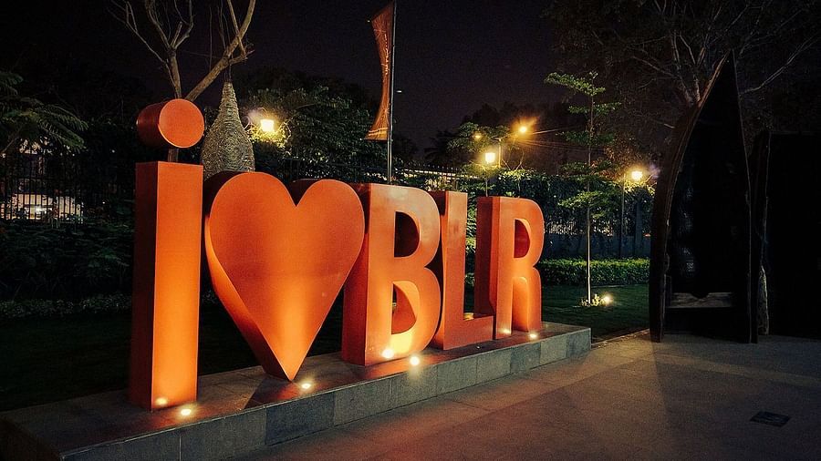 Bangalore, Radha Hometel Bangalore, Hotels in bangalore 1
