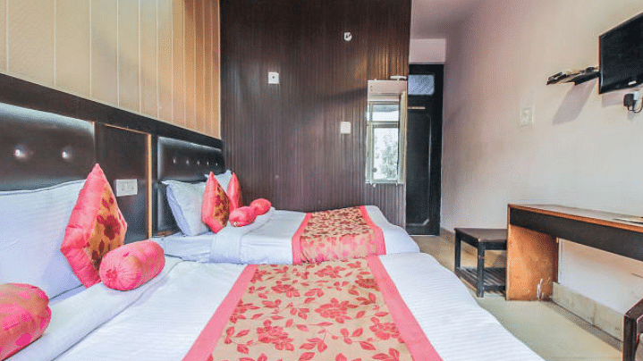 DELUXE FOUR BED 2