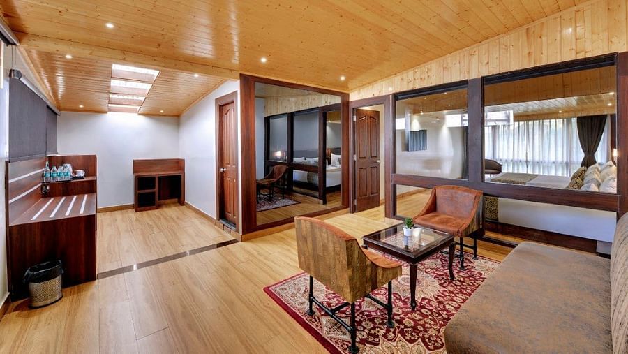 The living room Suite at Hotel Sumitel Vista T.V Tower 