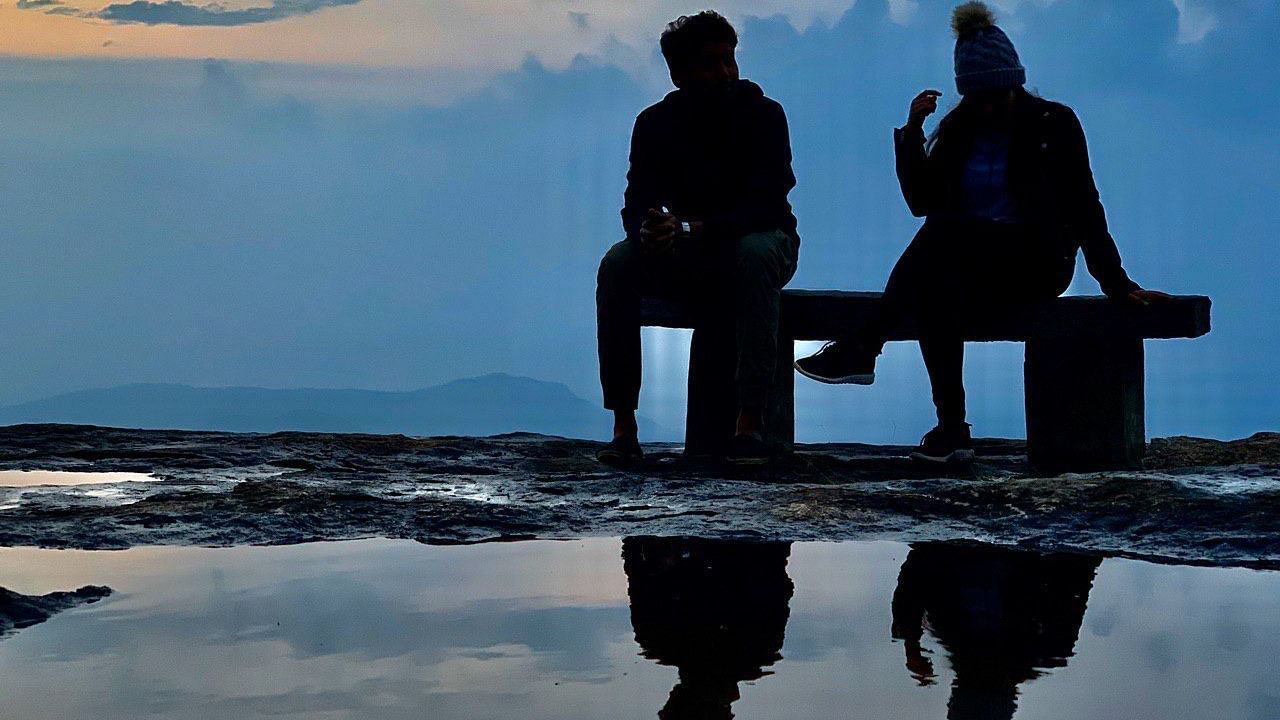 HL Couple View