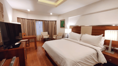 Superior Rooms - stay in Chennai 3