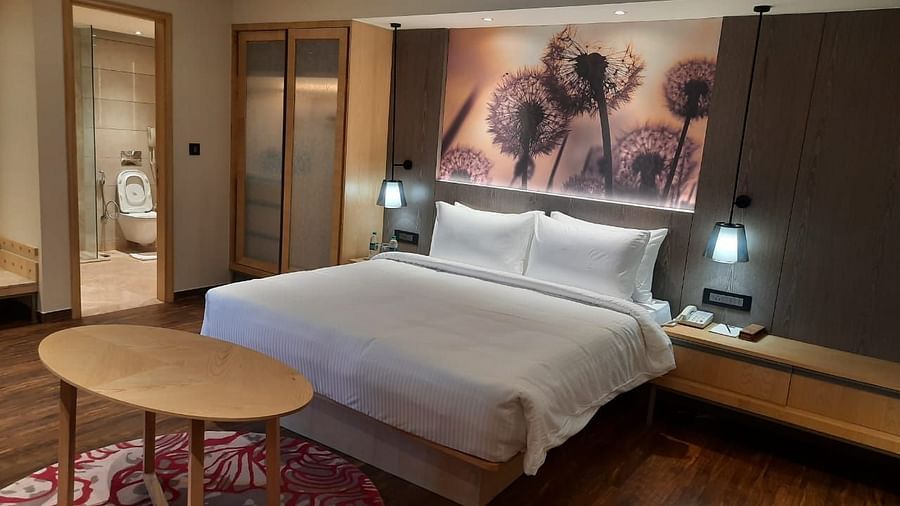 Executive suites bed2