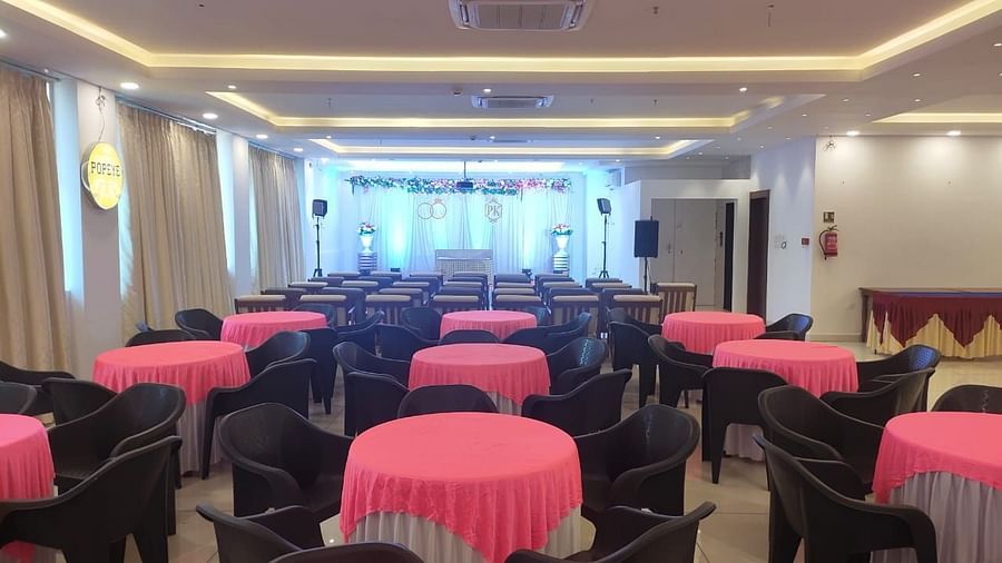 Conferance Hall (2)