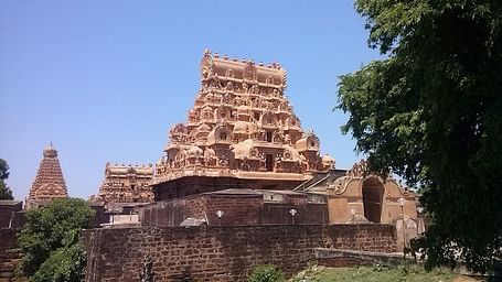 An exterior image of the temple build by cholaa dynasty.