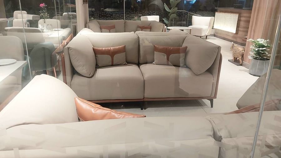 Image of a Lobby Area with sofa at Hotel Raai