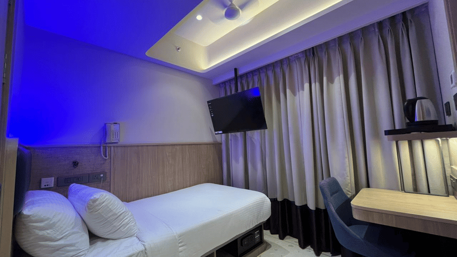 Cozy Single Room (2)