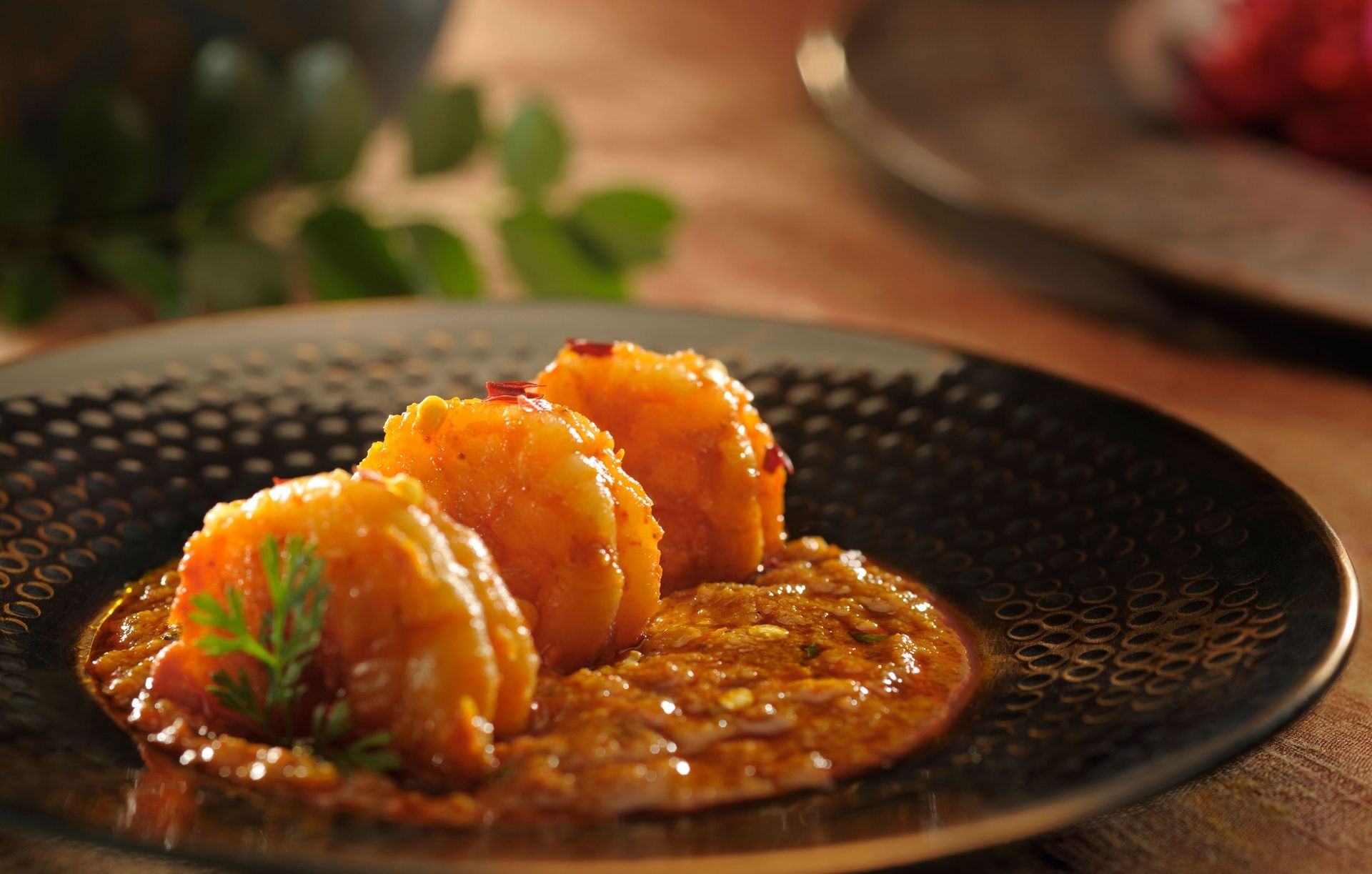 Royala Igaru: three large prawns in a rich sauce.
