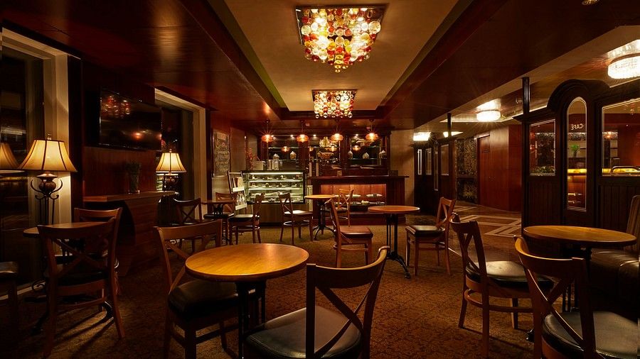 Hearth Bakery, Hablis Hotel Chennai, Restaurant in Chennai 2