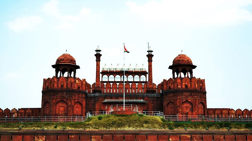 Red fort front view Rockland Inn Hotel Hotel in Delhi axtg2g