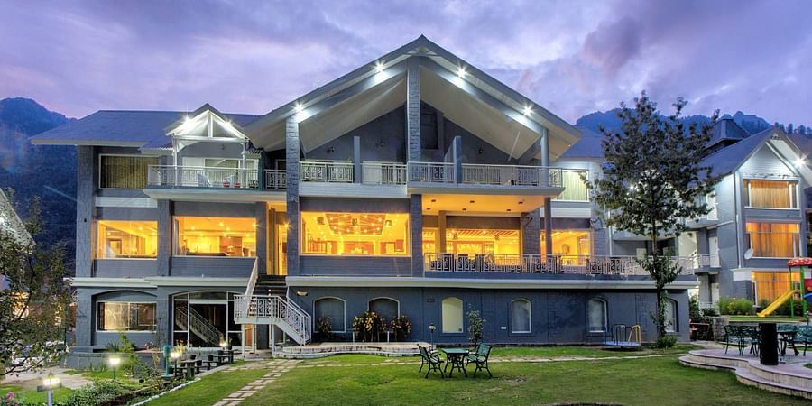 face of a cottage bxxsr3