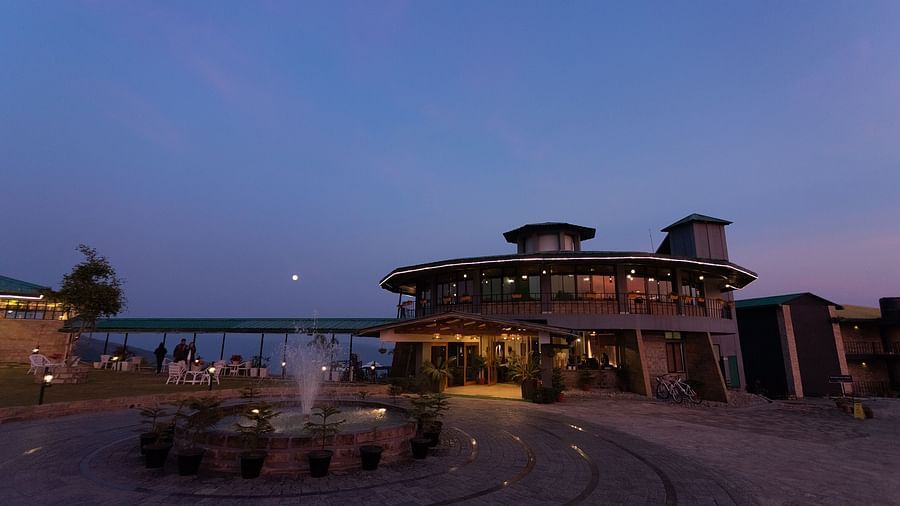 the exterior facade of Polo Cherrapunjee Resort