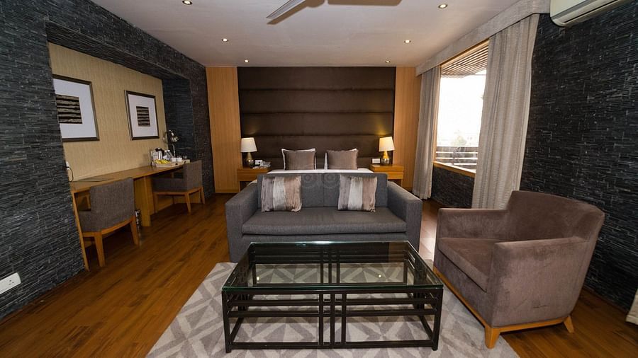 Suite Room 2