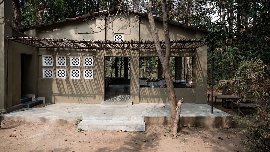 Facade of Dining room at Saccharum Safari Lodge, Balaghat