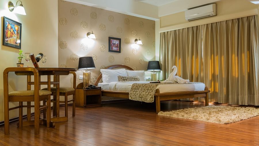 Hotel room with sitting area