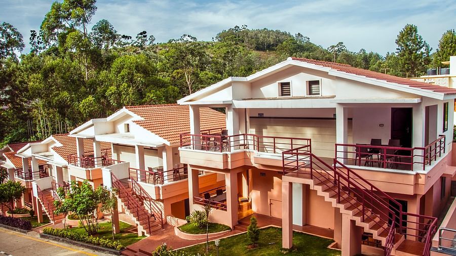 Exterior  of TGI Star Holiday Resort Yercaud