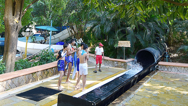 Water Kingdom - a group of people at BOOBLE RAFIA BLACKDEMON during daytime