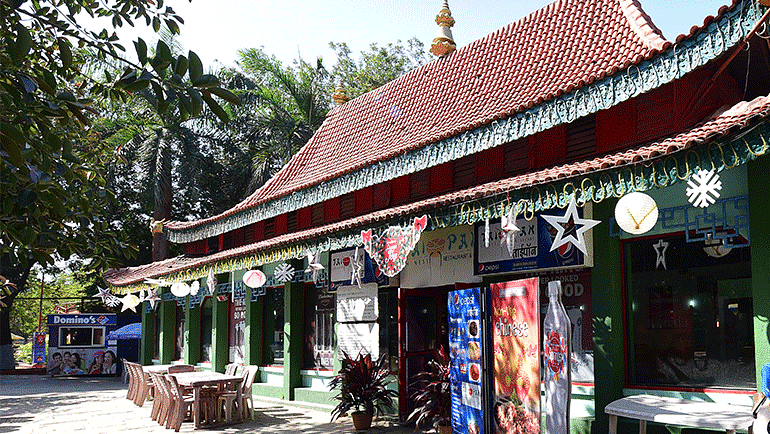 Water Kingdom - Taipan food stall at the water park