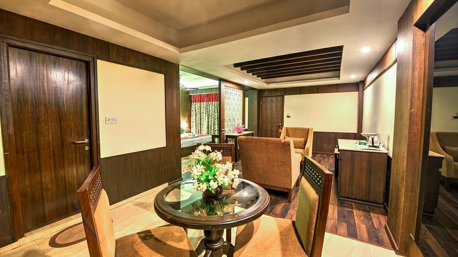 suite with separate living area at Hotel Sentinel