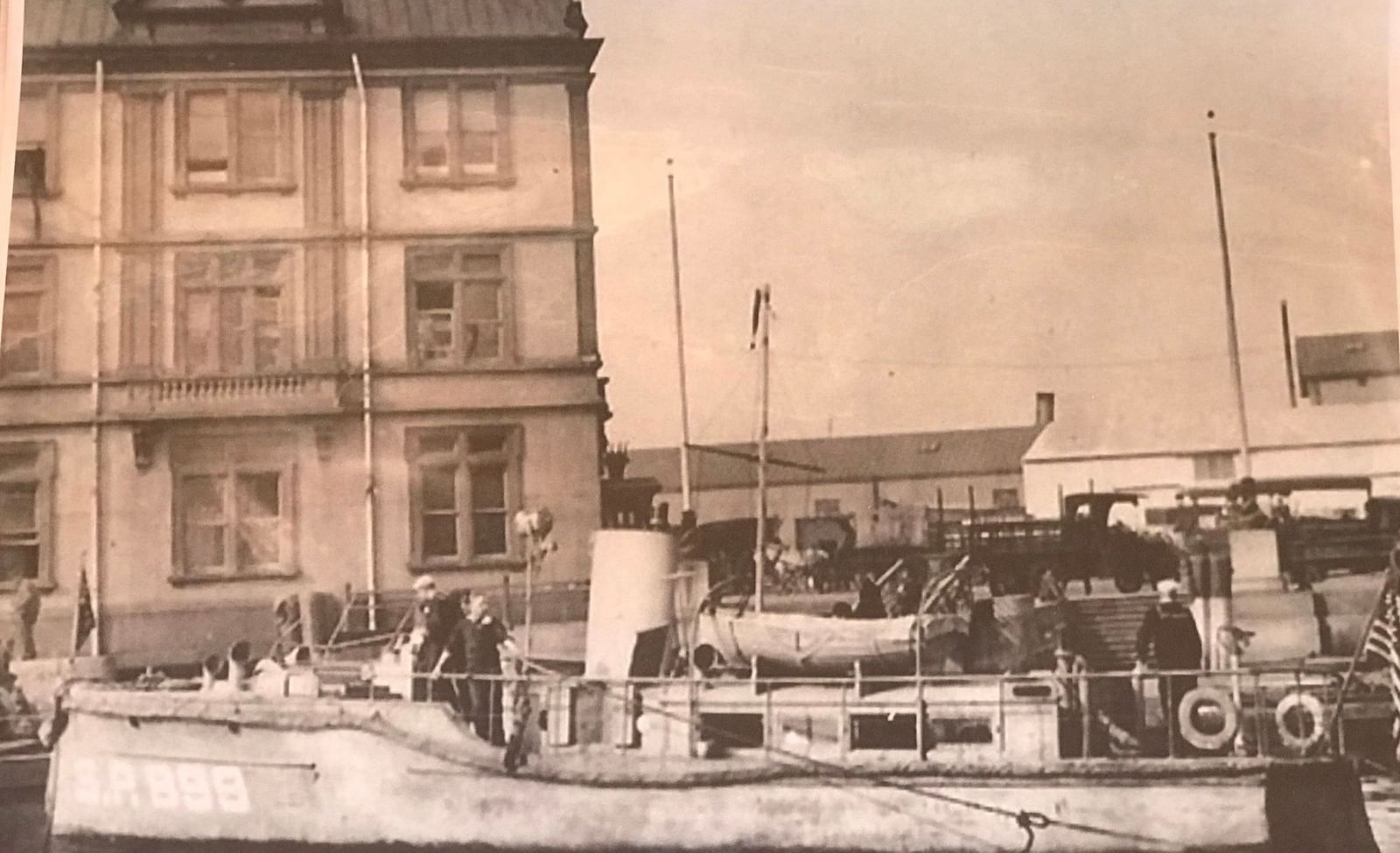 A snapshot of an old newspaper cutout of The USS Courtenay P (Now Blue Mist) taken somewhere between 1917 to 1918.