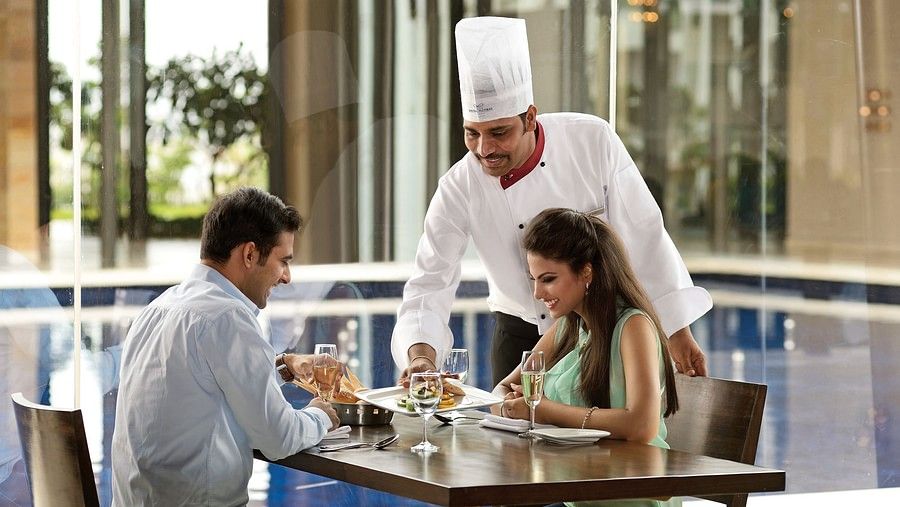 Happy dining at Sarovar Hotels - India s Leading Hotel Chain,  Top hotels in India 6