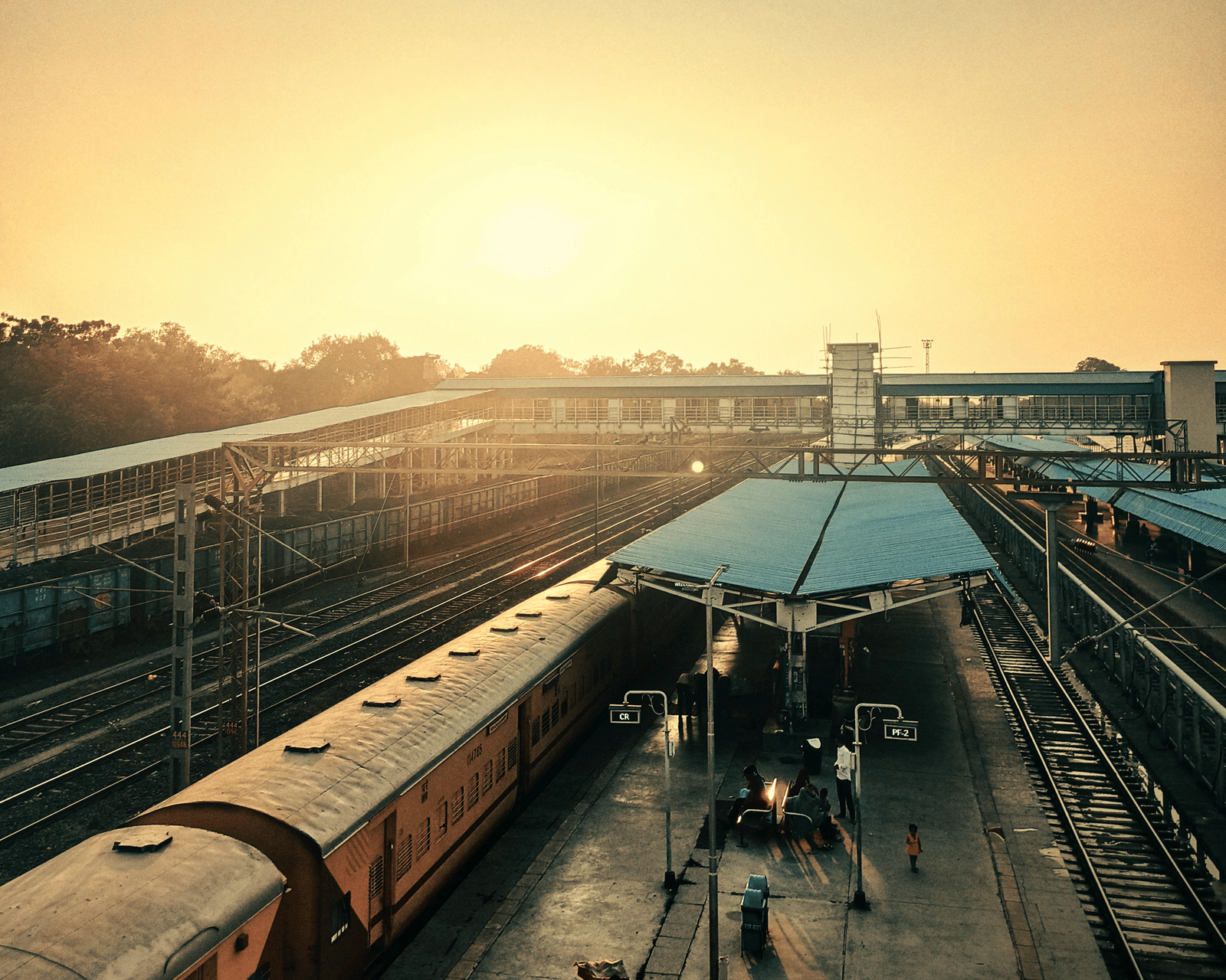 How to Reach Agra from Delhi | Trains, Road, and Bus Guide