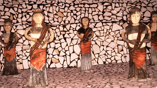An overview of small idols - Karma Lakelands.