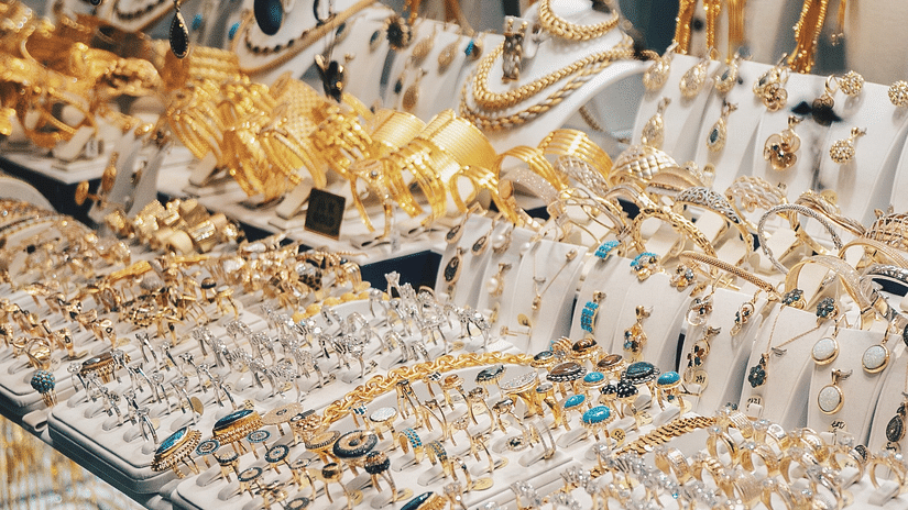 Accessories and other things to buy in Chennai at Sowcarpet