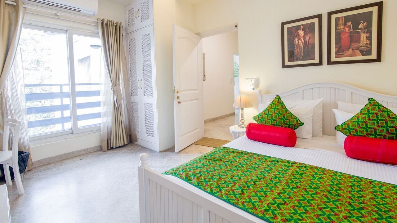 Premium Room 9, At The Airport, Best Rooms Near New Delhi Airport