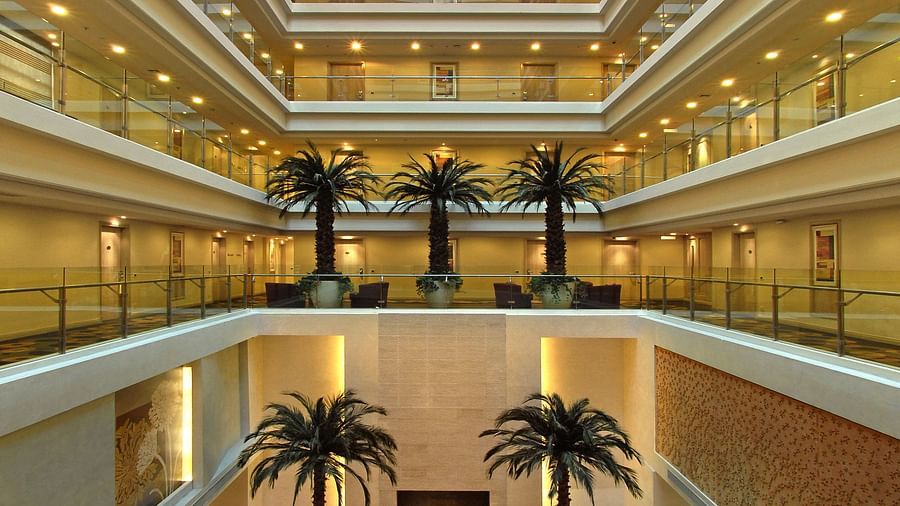 Lounge Hotel Park Plaza, Faridabad - A Carlson Brand Managed by Sarovar Hotels, Best Hotels in Faridabad