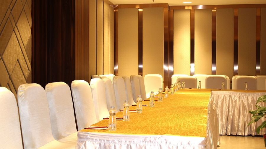 coral banquet hall in varanasi 18