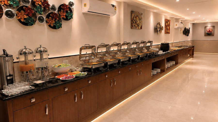 Restaurant 2