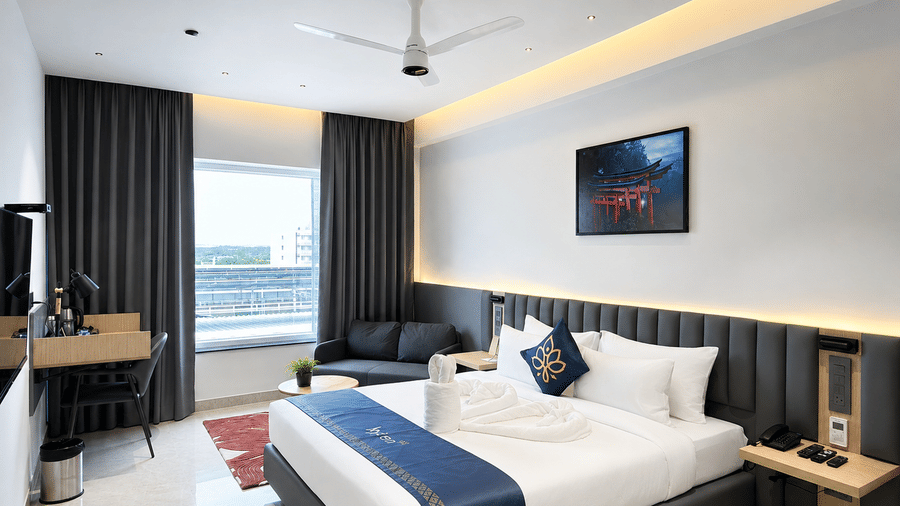 Premium Suite King Bed with desk view – Hotel Kyzen, Shamshabad Airport, Hyderabad