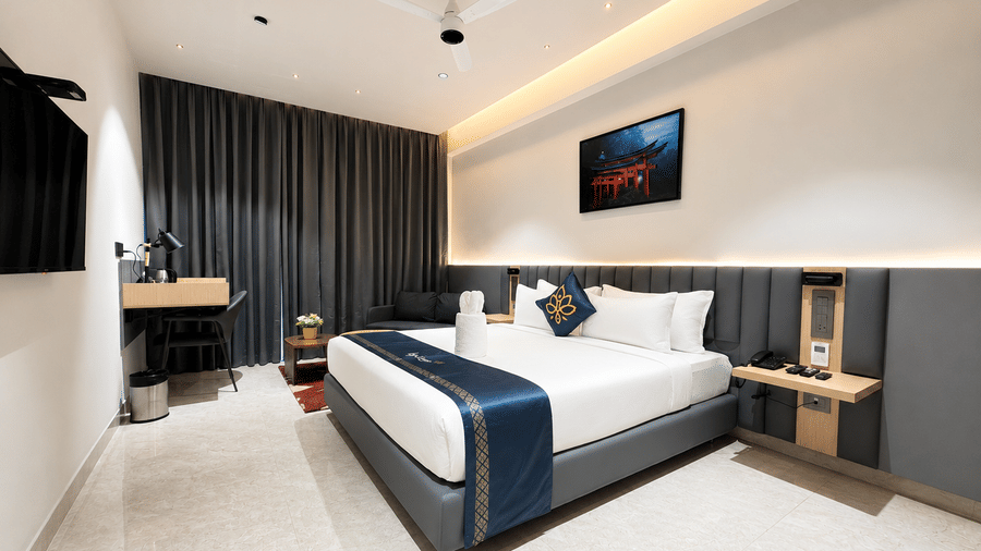 Premium Suite King Bed with TV lamp – Hotel Kyzen, Shamshabad Airport, Hyderabad
